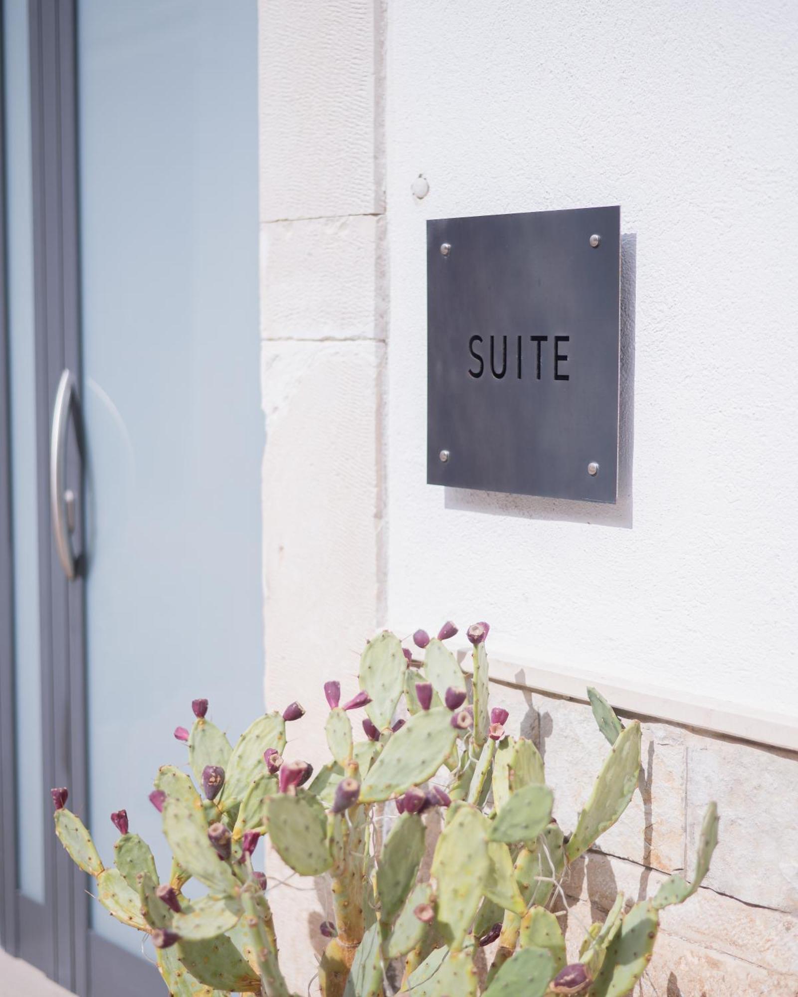 Vicoloterzo Suite บารี ภายนอก รูปภาพ