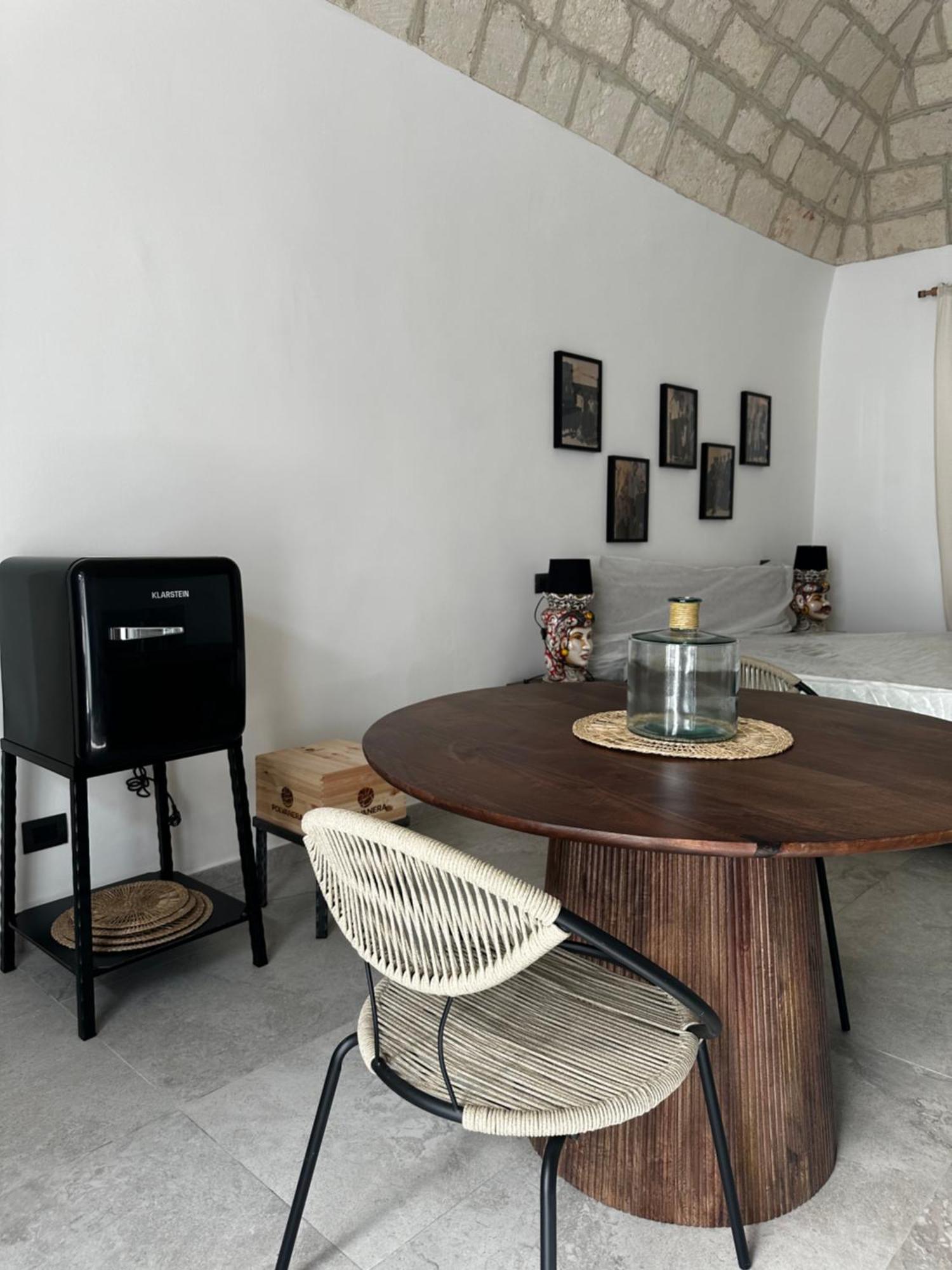 Vicoloterzo Suite บารี ภายนอก รูปภาพ